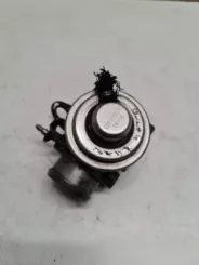 Клапан рециркуляції відпрацьованих газів (EGR) Volkswagen Golf IV 038131501E 038129634