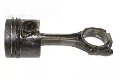 Поршень Volkswagen Tiguan 03L107065G 038105401J