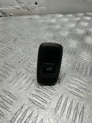 Кнопки вікон Ford Fiesta 03154100