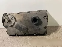 Skoda Octavia Mk2 (1Z) Кришка клапанів 038103475N 038103483D