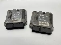 Блок керування двигуном Volkswagen Touareg I 070906016D 1039S03125 0281010736