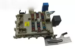 Блок запобіжників Nissan Almera N16 243505M300 0605011