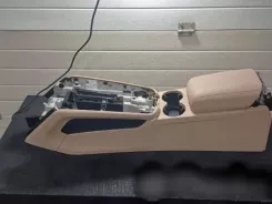 Porsche Macan (95B) Підлокітник центрального тунелю 95B863239J 1060274 55245131401