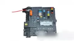 Блок запобіжників Volvo XC90 / Комплектний 30728512 062182 28017881