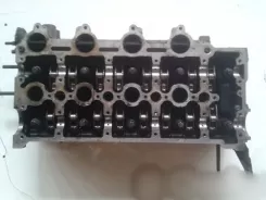 Головка двигуна Peugeot 607 9634559710 0200GT