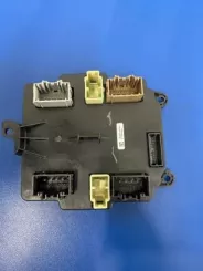 Контролер / модуль дверей Tesla Model X 106205610B 0317EN0035877
