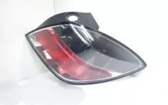 Задній ліхтар Opel Astra H 084421957R 154421957RB E413580