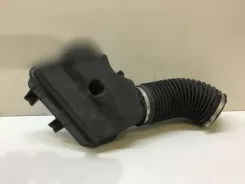 Резонатор / повітрозабірник Dodge Grand Caravan 04861731AD 04861731 04861732AC