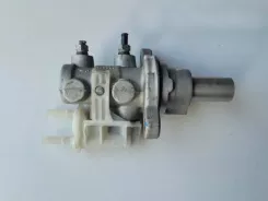 Головний гальмівний циліндр Fiat 500X 0204254463 02034563 08103A640