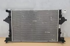 Радіатор MG MG5 ev / Комплектний 10462845 104628452