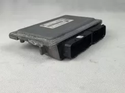 Блок керування Skoda Fabia Mk2 (5J) 03E906019AD 5WA11017 030906611C