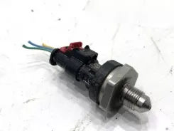 Датчик тиску палива Skoda Superb B9 06L906054D