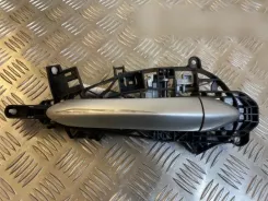 Зовнішня ручка передніх дверей Opel Astra K 13506030 0612016