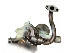 Масляний насос Volkswagen Golf IV 021115109B