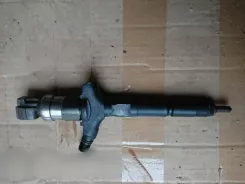 Паливна форсунка Opel Signum 8972391617 05E09627