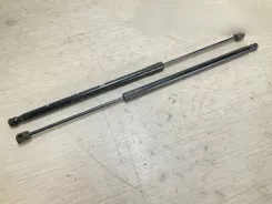 Амортизатор кришки багажника BMW 1 F40 7456042 0324720 0945111