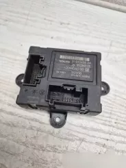 Блок керування дверима Volvo XC60 31343466AA 1009406000