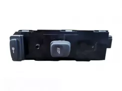 Кнопки вікон Volvo XC90 30658117 MP323300037 02W32E