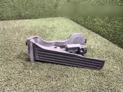Педаль газу / акселератора Volkswagen PASSAT B6 1K1721503L 1052609 6PV00860000