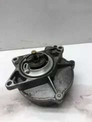 Вакуумний насос Audi A6 Allroad C5 057145100B 72260807A 01T1970298