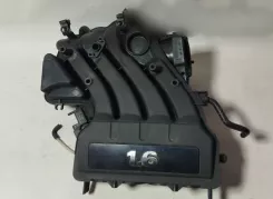 Впускний колектор Volkswagen Jetta V 06A133203 05T16430217