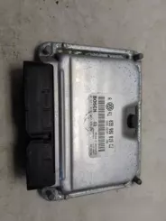 Контролер / модуль ЕБУ Volkswagen Golf IV 28SA4557 0281010302 038906019CJ