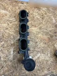 Впускний колектор Audi A6 S6 C6 4F 06E907386K