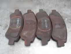 Передні гальмівні колодки Citroen C3 0986494027 BOSCH