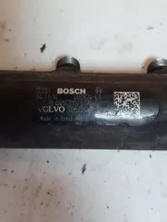 Впорскувальна рампа Volvo XC90 30622085 000824L1 0445215015