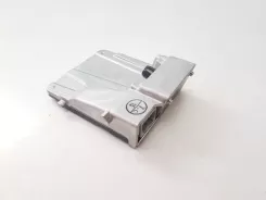 Toyota RAV 4 (XA50) Лобове скло/передня камера 8646C42030 0365008316