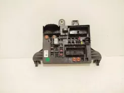 Opel Insignia A Frame / Модуль запобіжників 13277318 10453811010