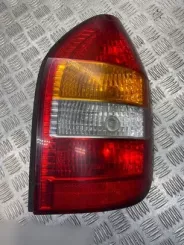 Opel Zafira A Фара задня 62281 04G10M