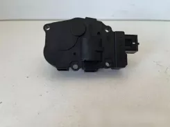 Nissan Navara D40 Двигун обігрівача K9749005 0012010 6330