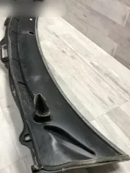 Кожух переднього лобового скла Volvo V70 30763847 0763848