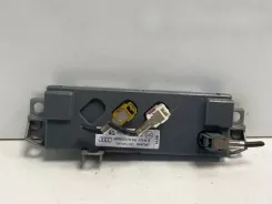 Audi A4 S4 B8 8K антенний підсилювач 8K5035225J 0047067 RT84013