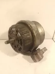 Підвіска двигуна Audi A6 S6 C6 4F 4F0199379g 030112219