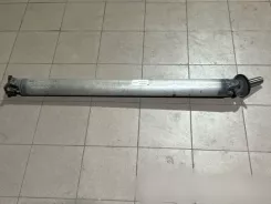 Nissan Navara D23 Центральний карданний вал 373004JA0A 10003735 6Z21T