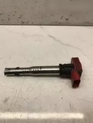 Котушка запалювання високої напруги Audi A6 S6 C6 4F 06E905115E 07T48209