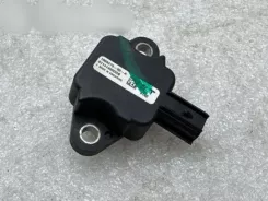 Датчик удару подушки безпеки Tesla Model S 100527500A 01141400DDB 01141400DD