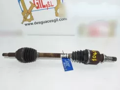 Renault Clio III Передній піввісь 8200499585 106591