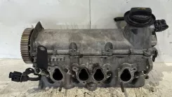 Головка двигуна Volkswagen Touran I 06A103373J