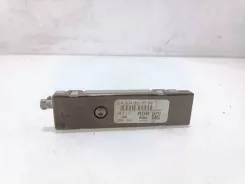 Підсилювач антени Mercedes-Benz C W204 A2048205589 08T101 28109849