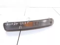 Mazda 323 F Передній покажчик повороту 020214 010157