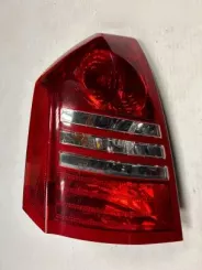 Задній ліхтар Chrysler 300 - 300C 083331939L