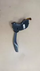 Перемикач перемикання передач / сигналів повороту Tesla Model Y 1014747813 SN9236031880189
