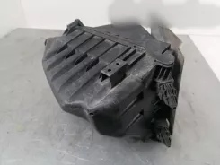 Корпус повітряного фільтра Audi A4 S4 B6 8E 8H 06B133837B 06B000183