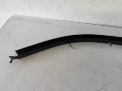 Верхня напрямна планка бічних/розсувних дверей Chrysler Pacifica Ac01980713 033ac01980713