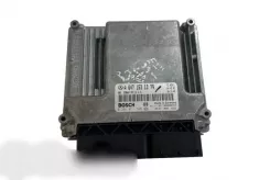Контролер/модуль ЕБУ Mercedes-Benz E W211 A6471531379 1039S02744 0281011346