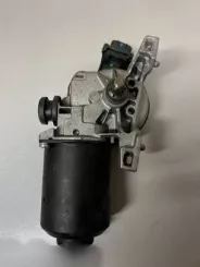 Toyota Avensis T250 Двигун склоочисника / передній 8511005060 01H12B1789 MS1592006410