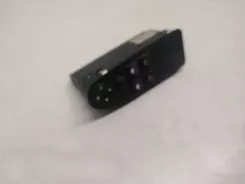 Кнопки вікон BMW 5 E39 8368967 073118